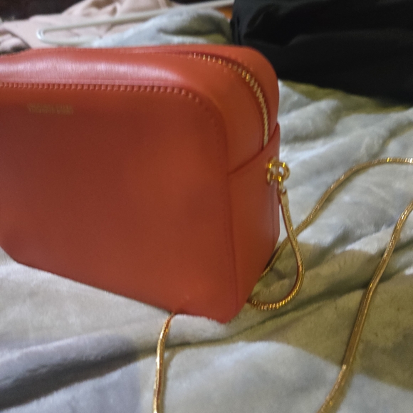 Veronica Beard Coral Crossbody Bag - Picture 4 of 8